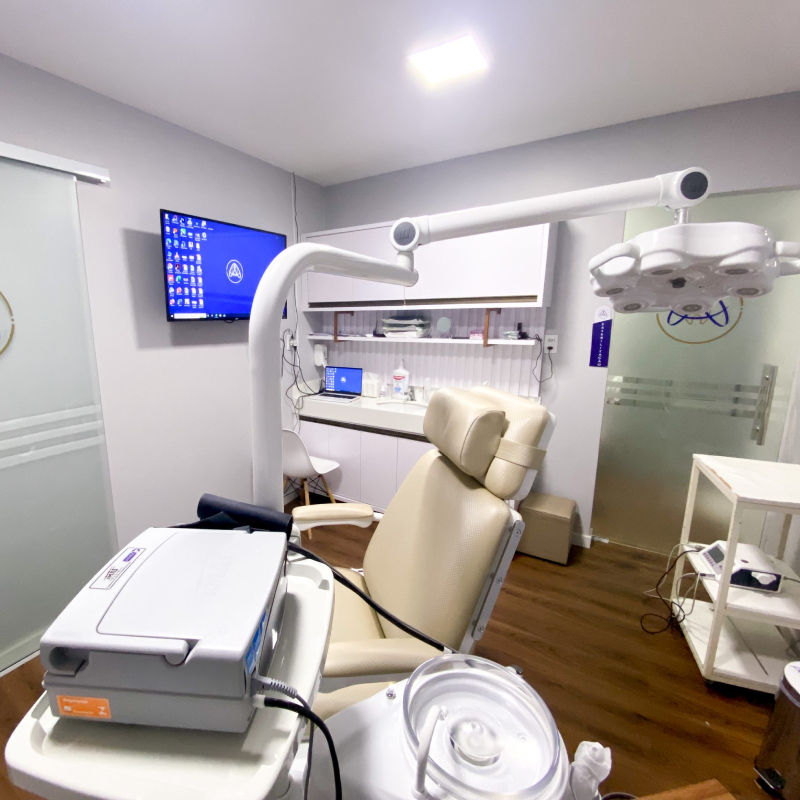 Dentista - Implantes Dentários em Sergipe