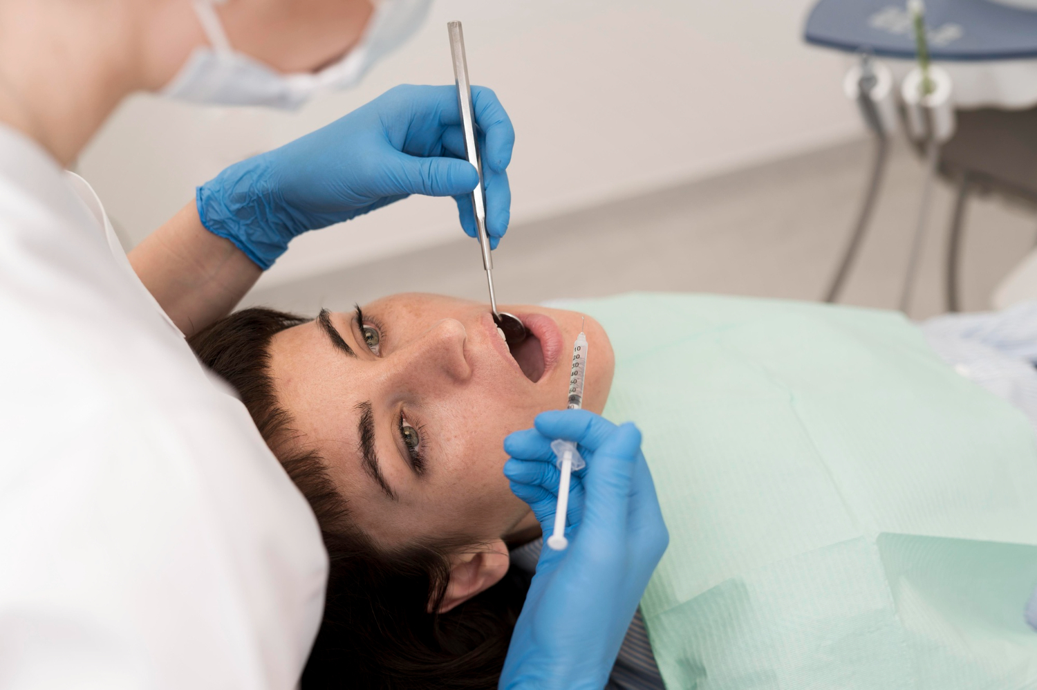 Quando é Necessário Extrair o Dente do Siso? Sinais de Alerta
